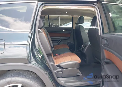 2021 Volkswagen Atlas 3.6L V6 Sel Premium from USA, damaged, VIN 1V2TR2CA8MC521750